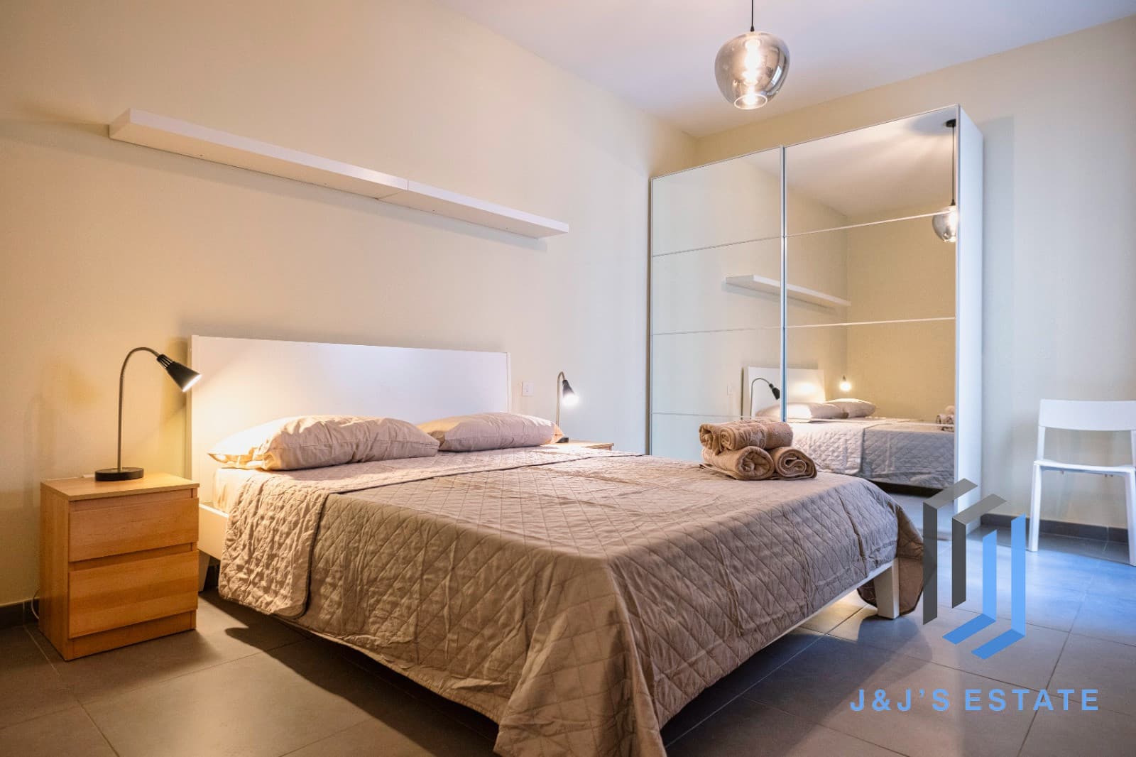 Furnished 3-Bed, 2-Bath Apartment in Sliema/Gzira Side · 21
