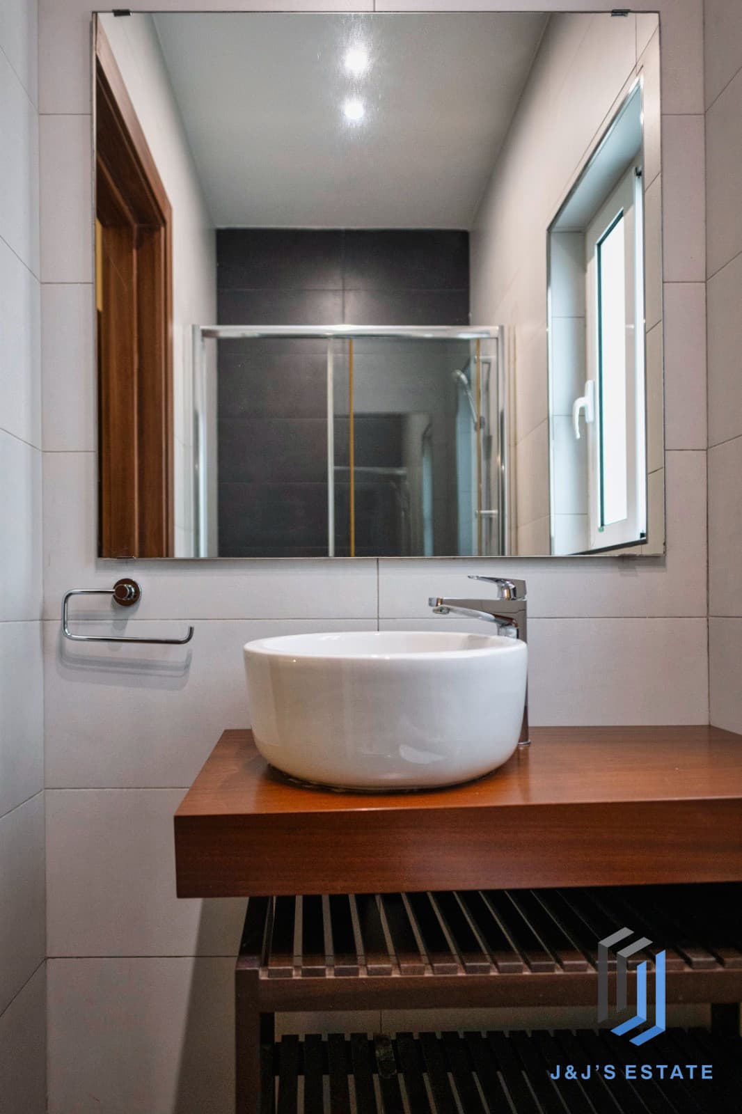 Furnished 3-Bed, 2-Bath Apartment in Sliema/Gzira Side · 29