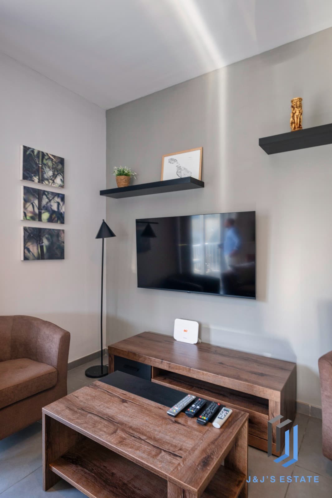 Furnished 3-Bed, 2-Bath Apartment in Sliema/Gzira Side · 12