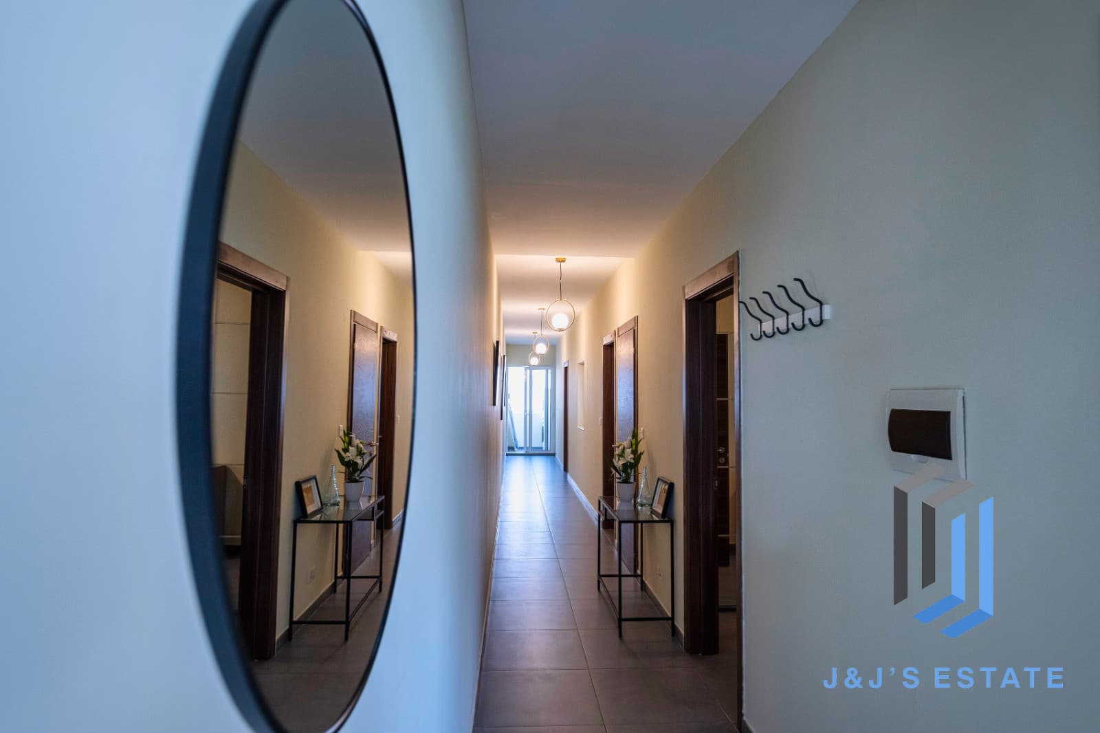 Furnished 3-Bed, 2-Bath Apartment in Sliema/Gzira Side · 25