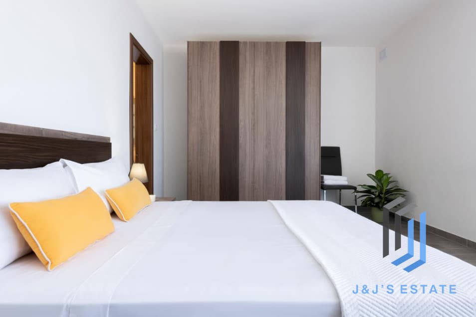 Fully Furnished 2-Bed Apartment in Kappara · 10