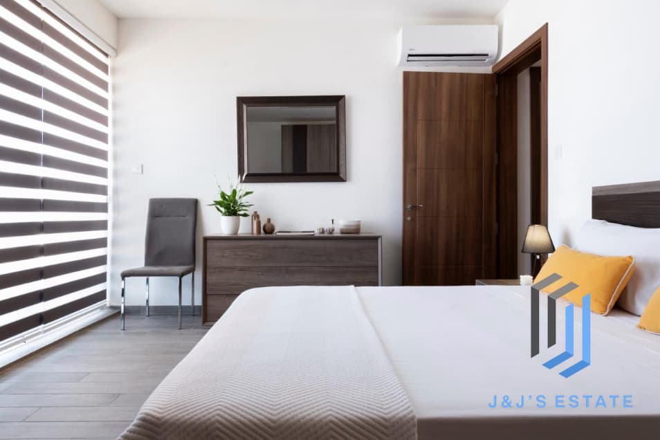 Fully Furnished 2-Bed Apartment in Kappara · 11