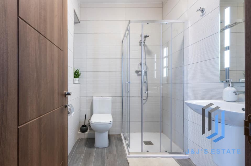 Fully Furnished 2-Bed Apartment in Kappara · 17