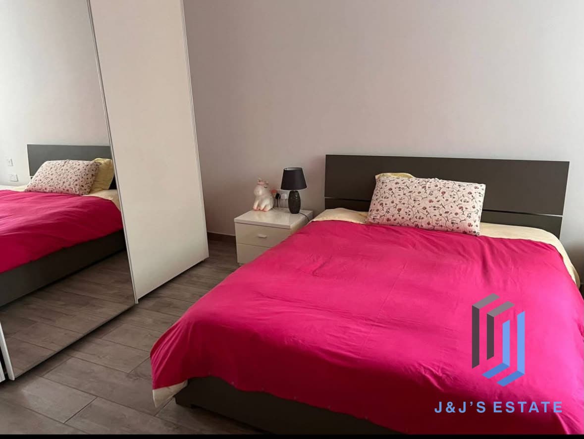 Modern 2-Bed Apartment in Ta' Xbiex with Elevator · 6