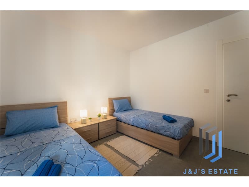 Furnished 2-Bed, 2-Bath Apartment in Pieta · 15