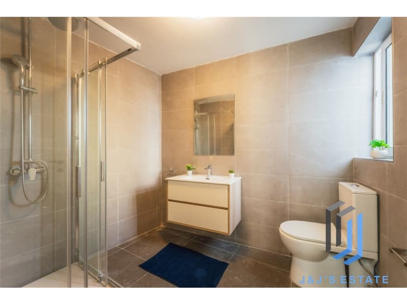 Furnished 2-Bedroom Apartment in Pieta · 28