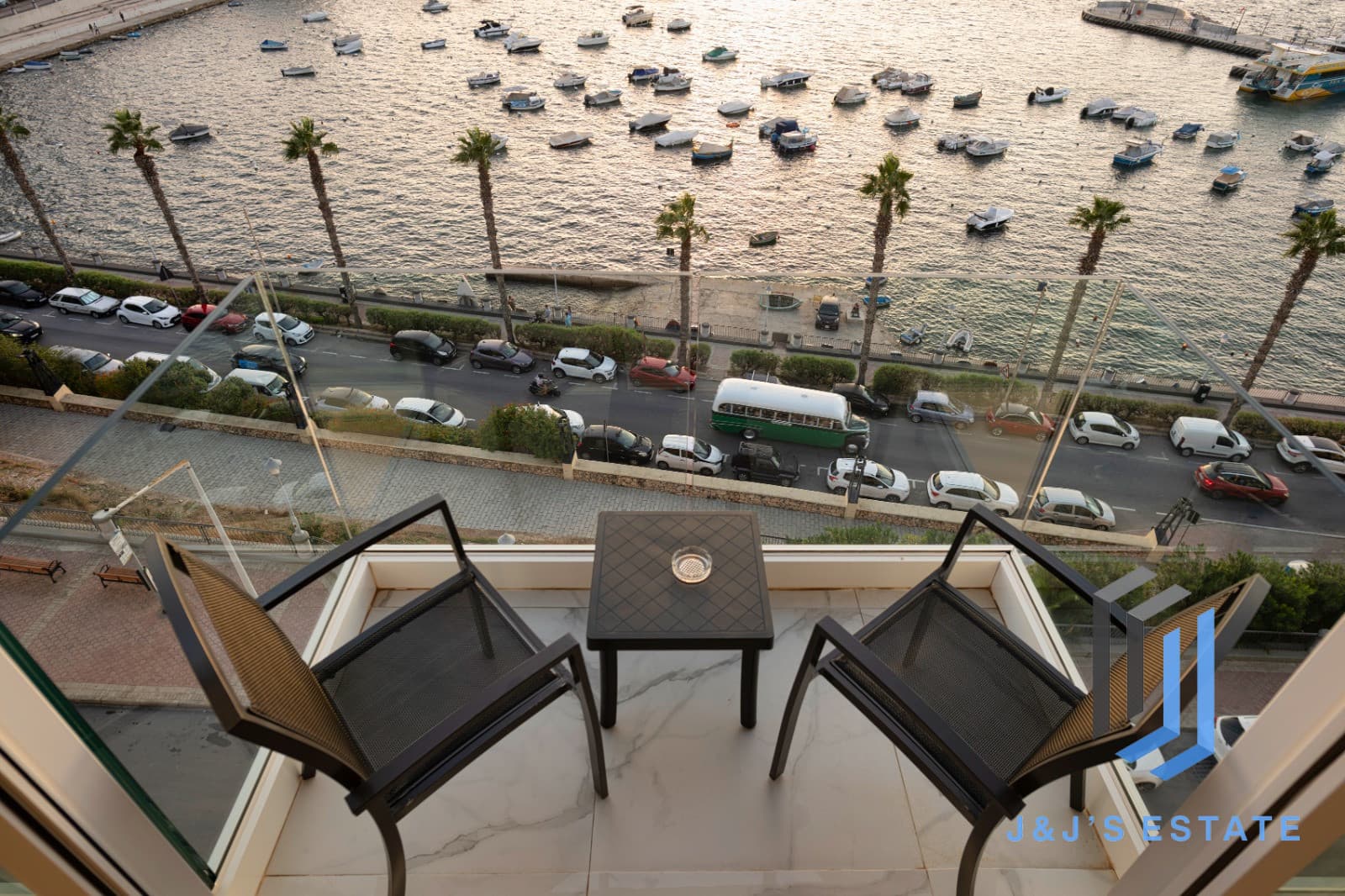 Sea-View 1-Bed Duplex in Bugibba, Fully Furnished · 47