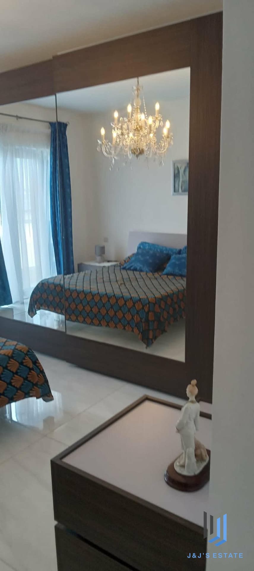 3 chambres · Appartement à Pembroke · 6