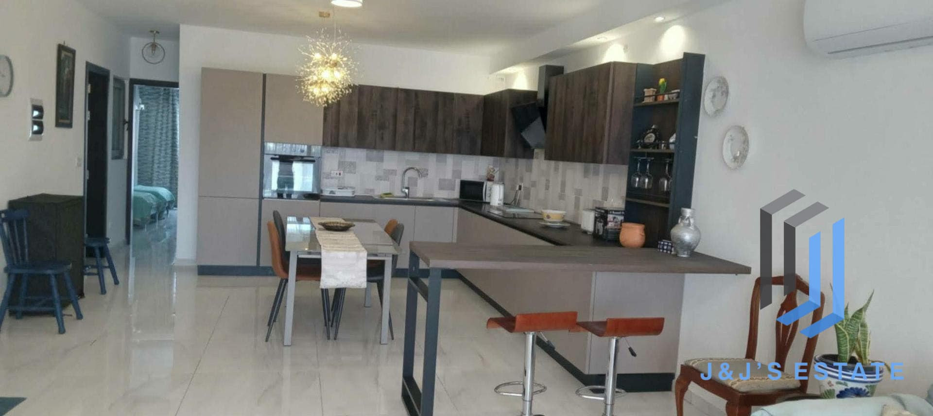 3 chambres · Appartement à Pembroke · 4