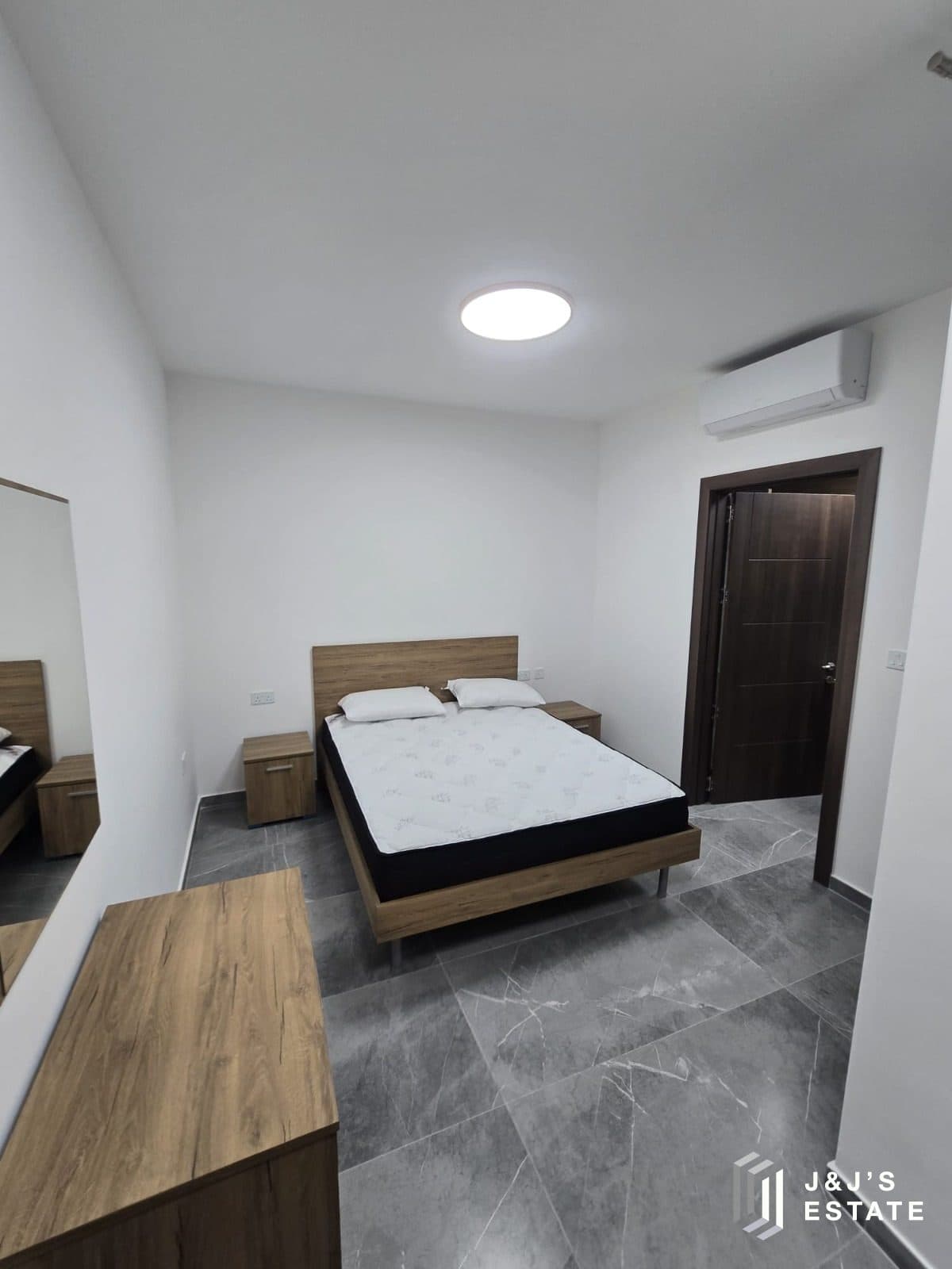 Brand new 3-bedroom maisonette with garage in central Birkirkara · 5