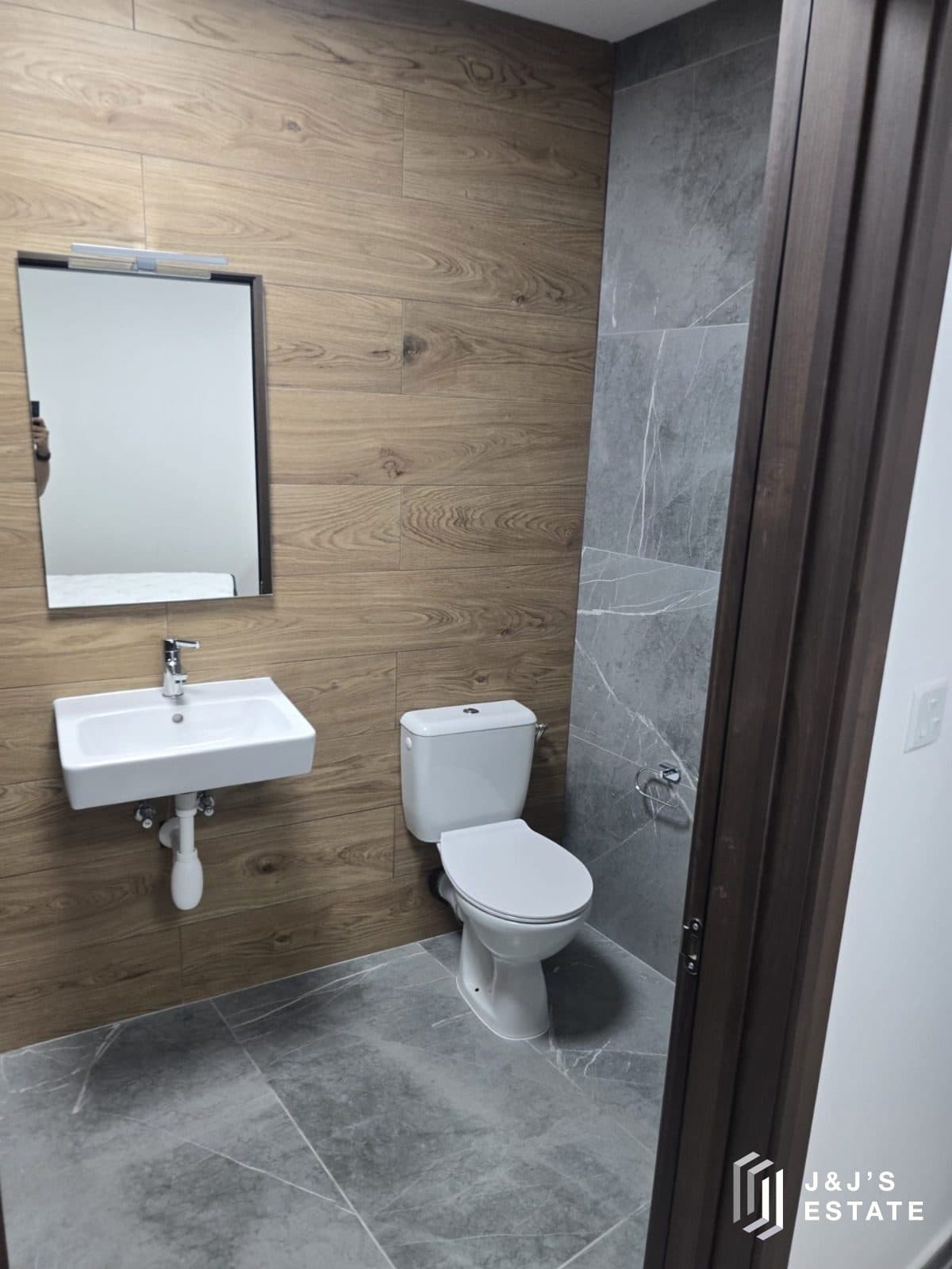 Brand new 3-bedroom maisonette with garage in central Birkirkara · 15