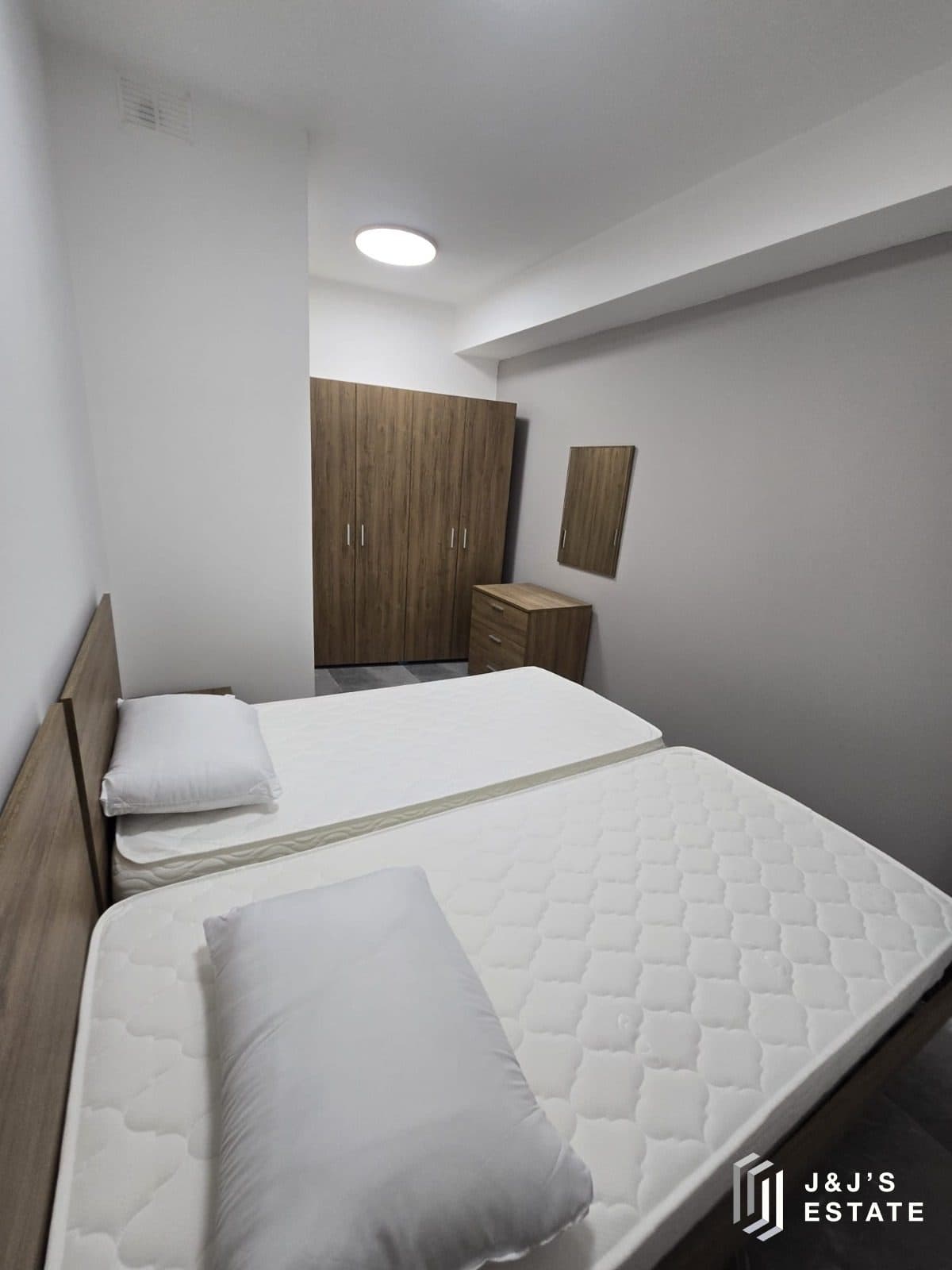 Brand new 3-bedroom maisonette with garage in central Birkirkara · 9