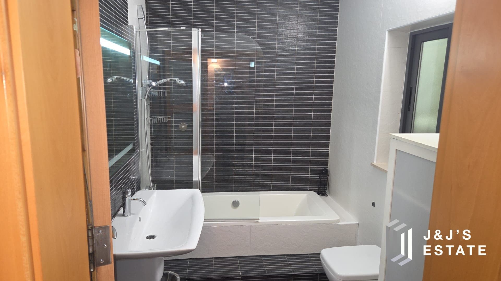 Penthouse for rent in Rabat, Gozo with separate 3-car garage · 6