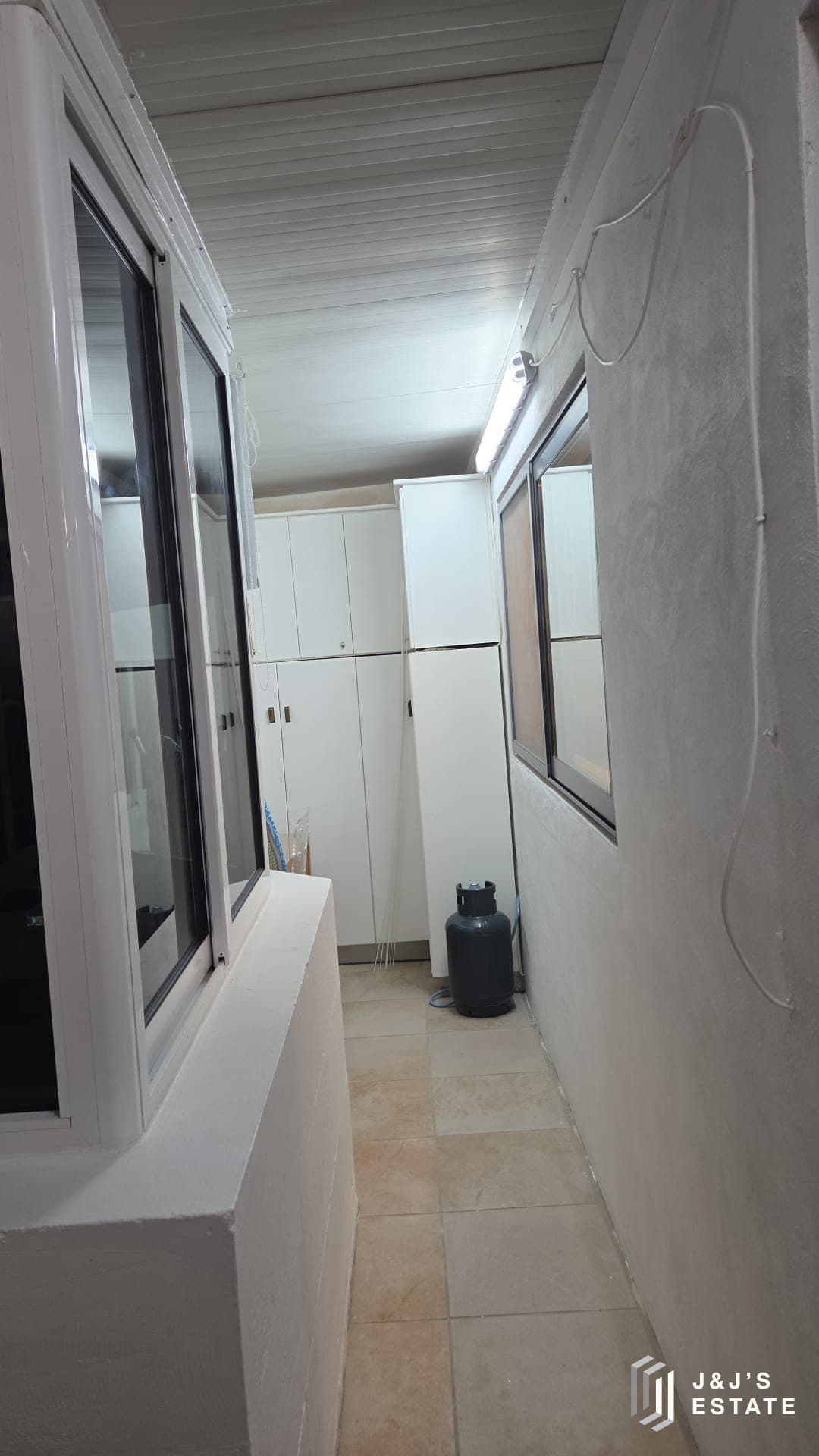 Penthouse for rent in Rabat, Gozo with separate 3-car garage · 5